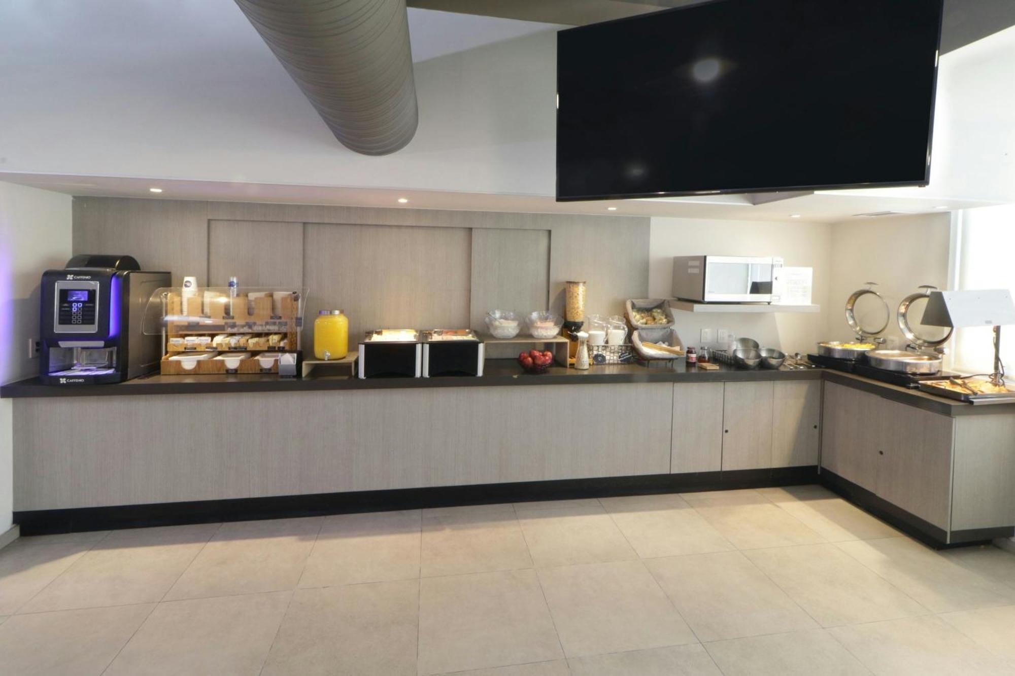 City Express Junior By Marriott Juarez Consulado Eksteriør billede