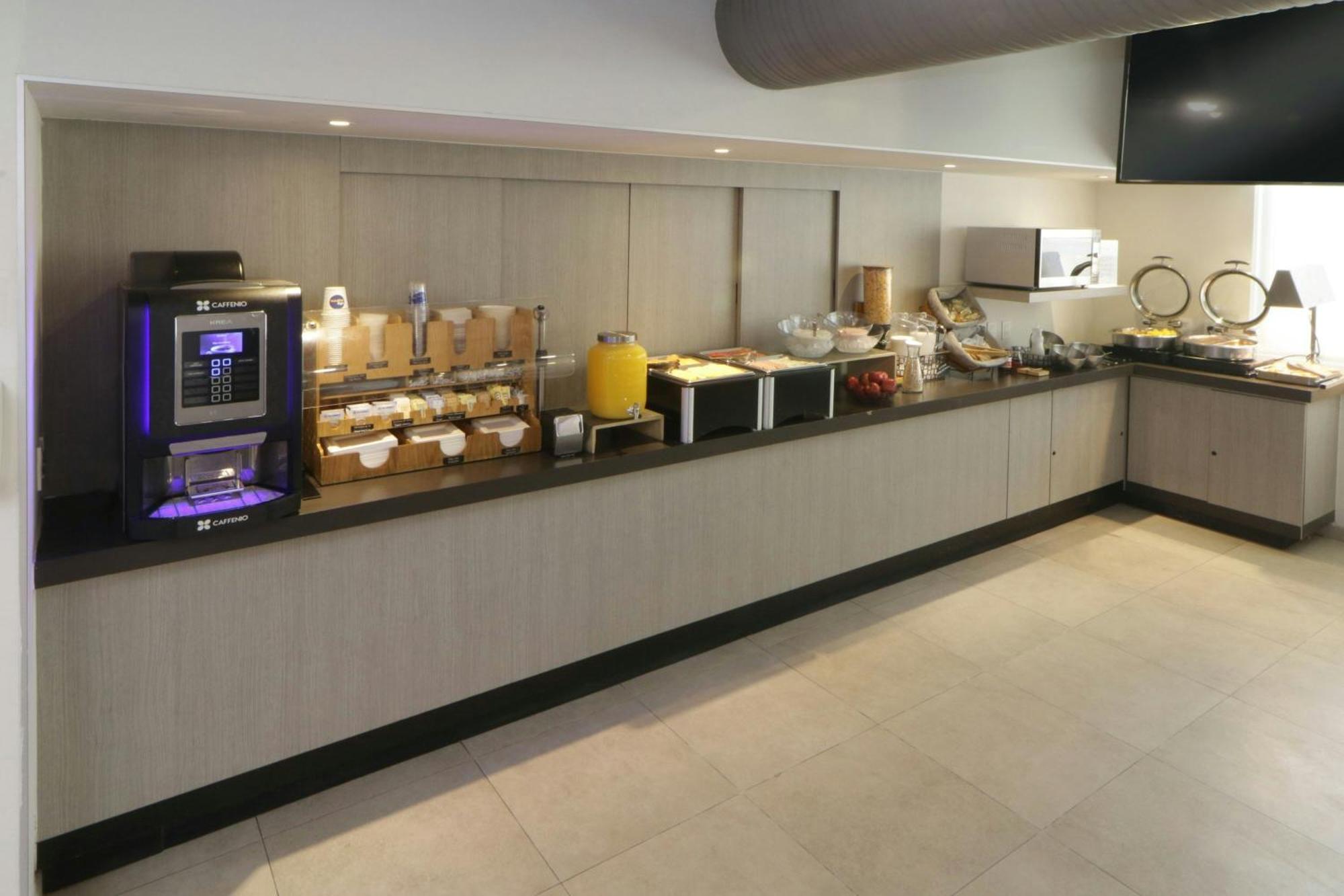 City Express Junior By Marriott Juarez Consulado Eksteriør billede